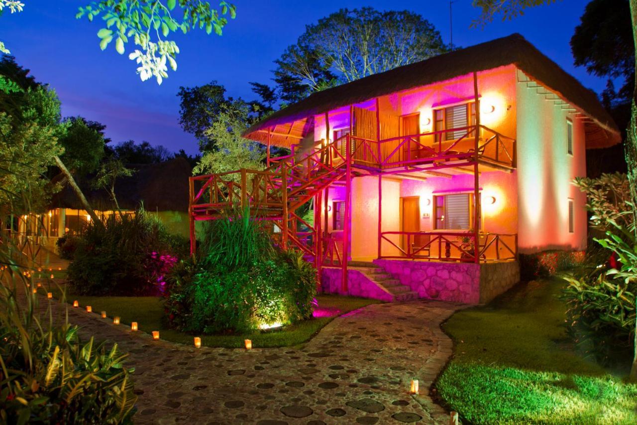 Hotel Villas Chicanna *
