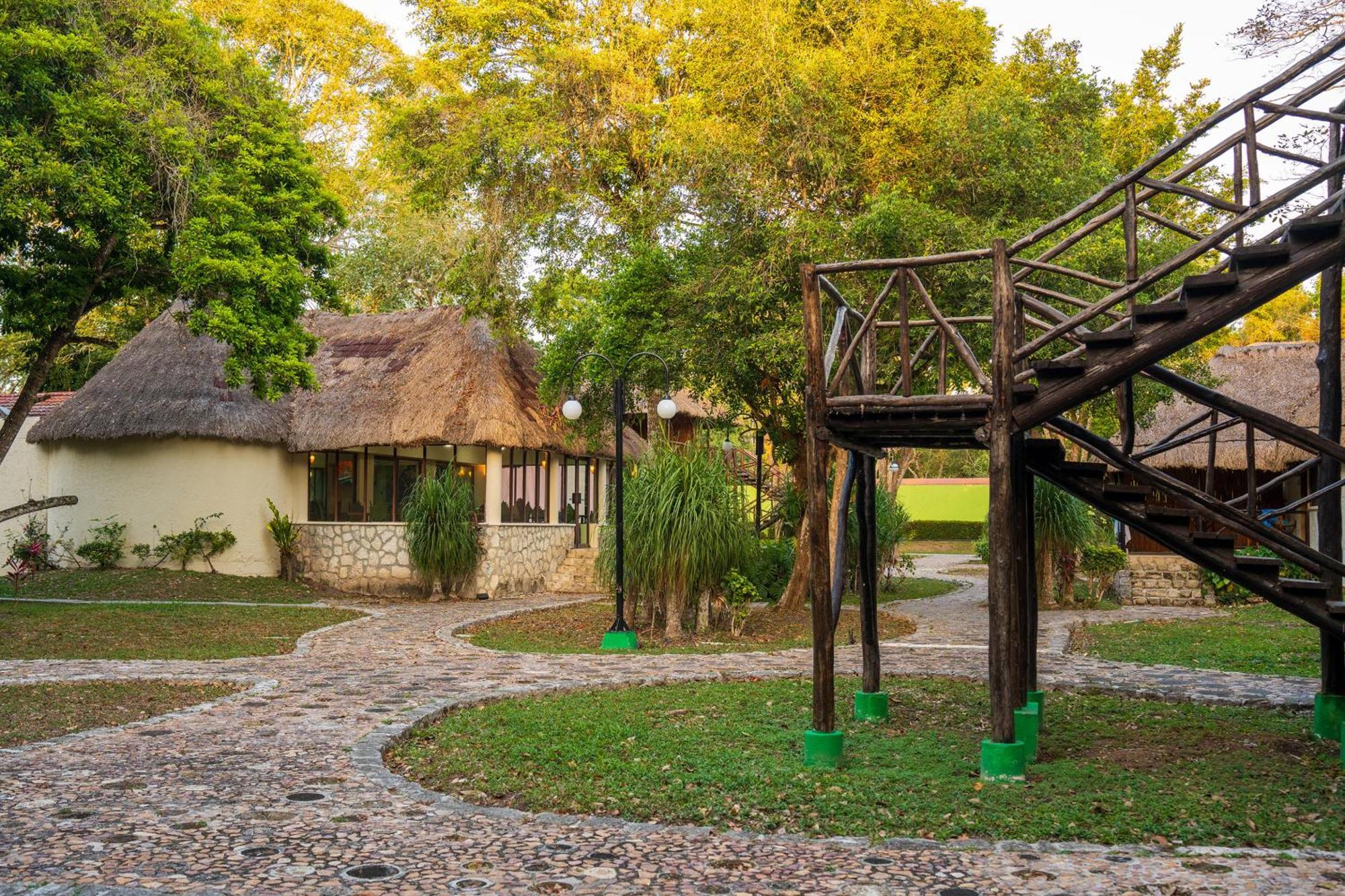 Hotel Villas Chicanna * Chicanna